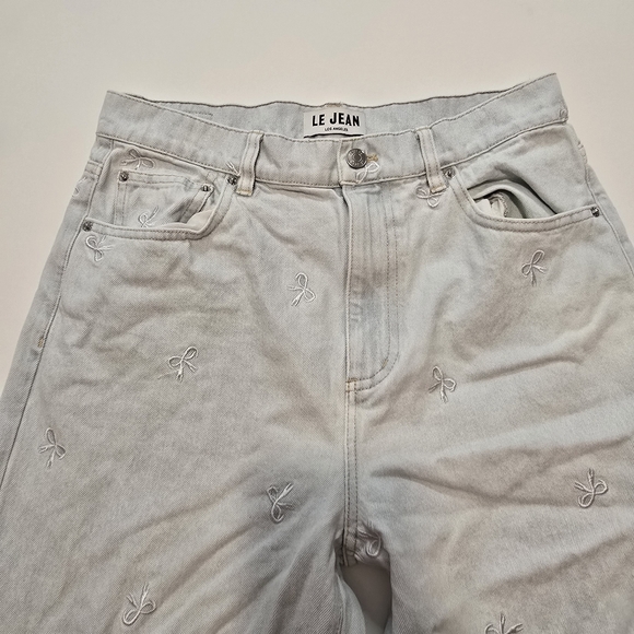 LE JEAN Bow Embroidered Column Jeans - Picture 6 of 13